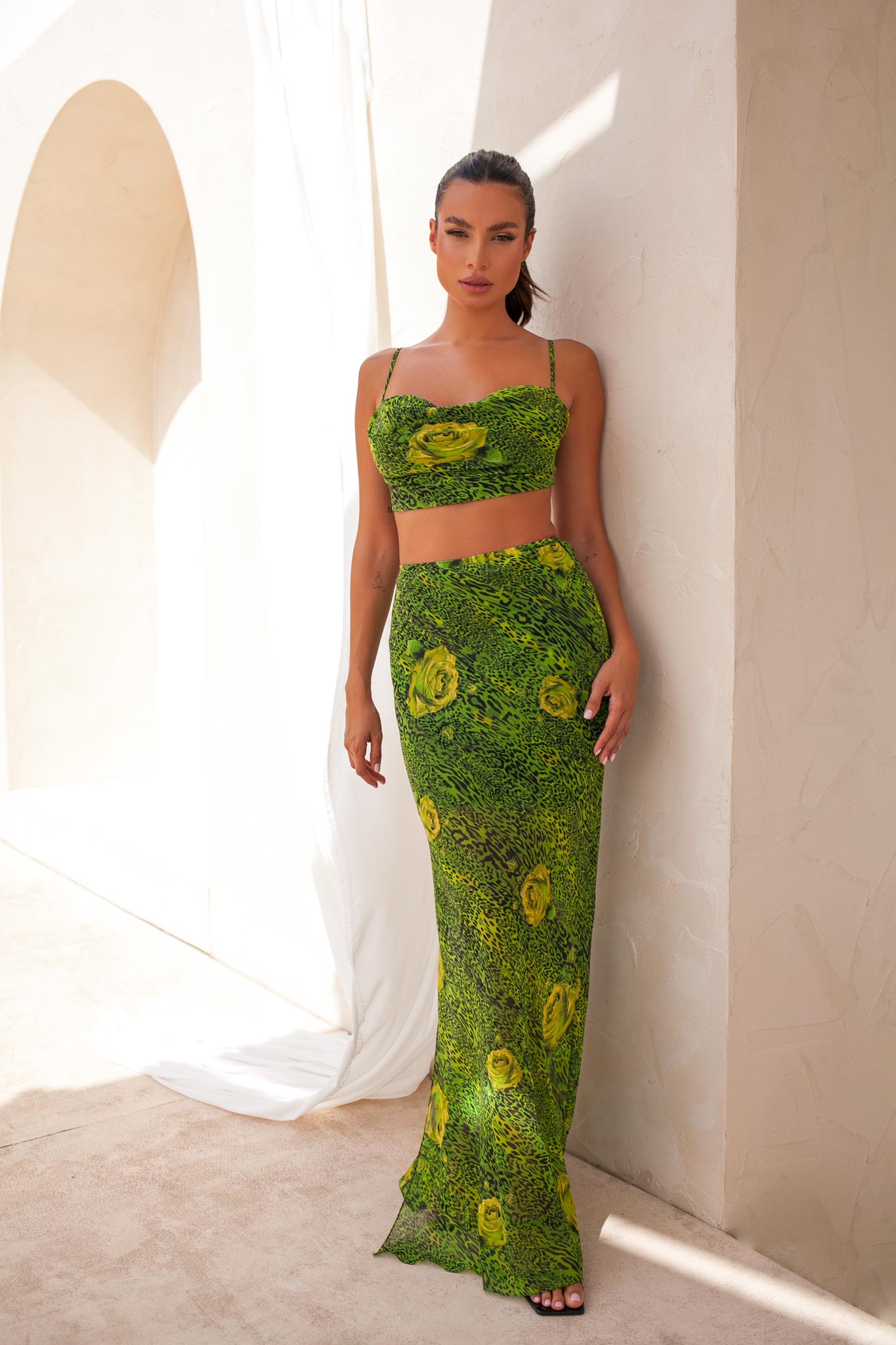 Naxos σετ τοπ - φούστα μουσελίνα φλοραλ με animal print πράσινο - Image 5