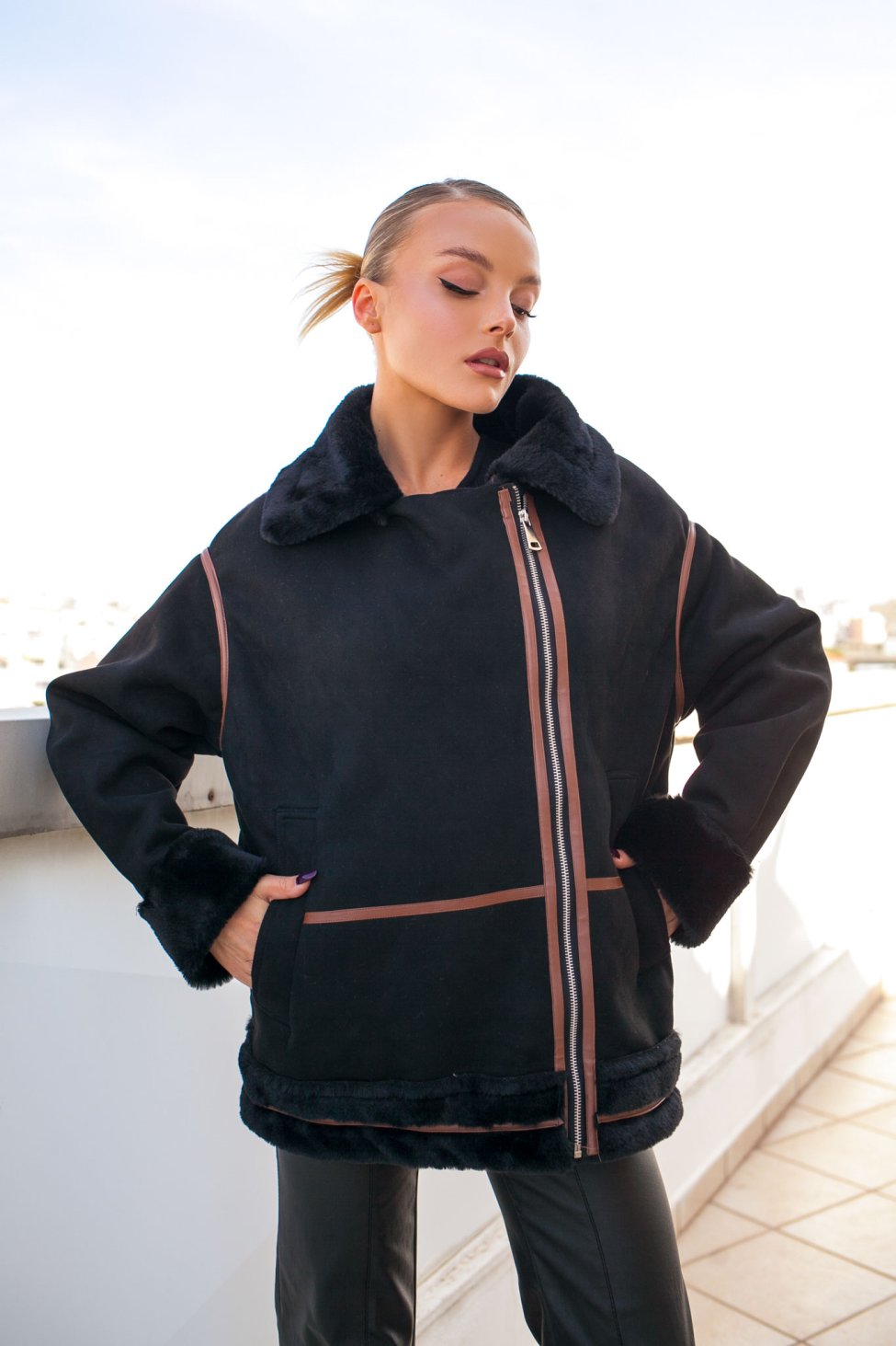 Urge jacket απο οικολογικό σουέντ δέρμα και γούνα μαύρο