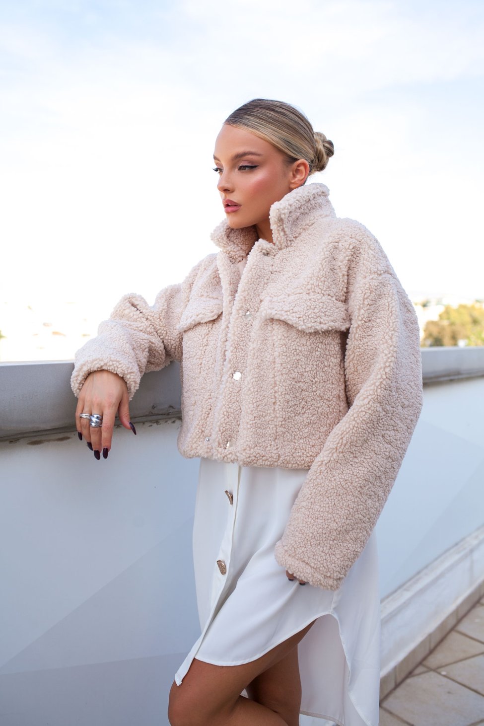Lohan crop teddy τζακετ εκρού