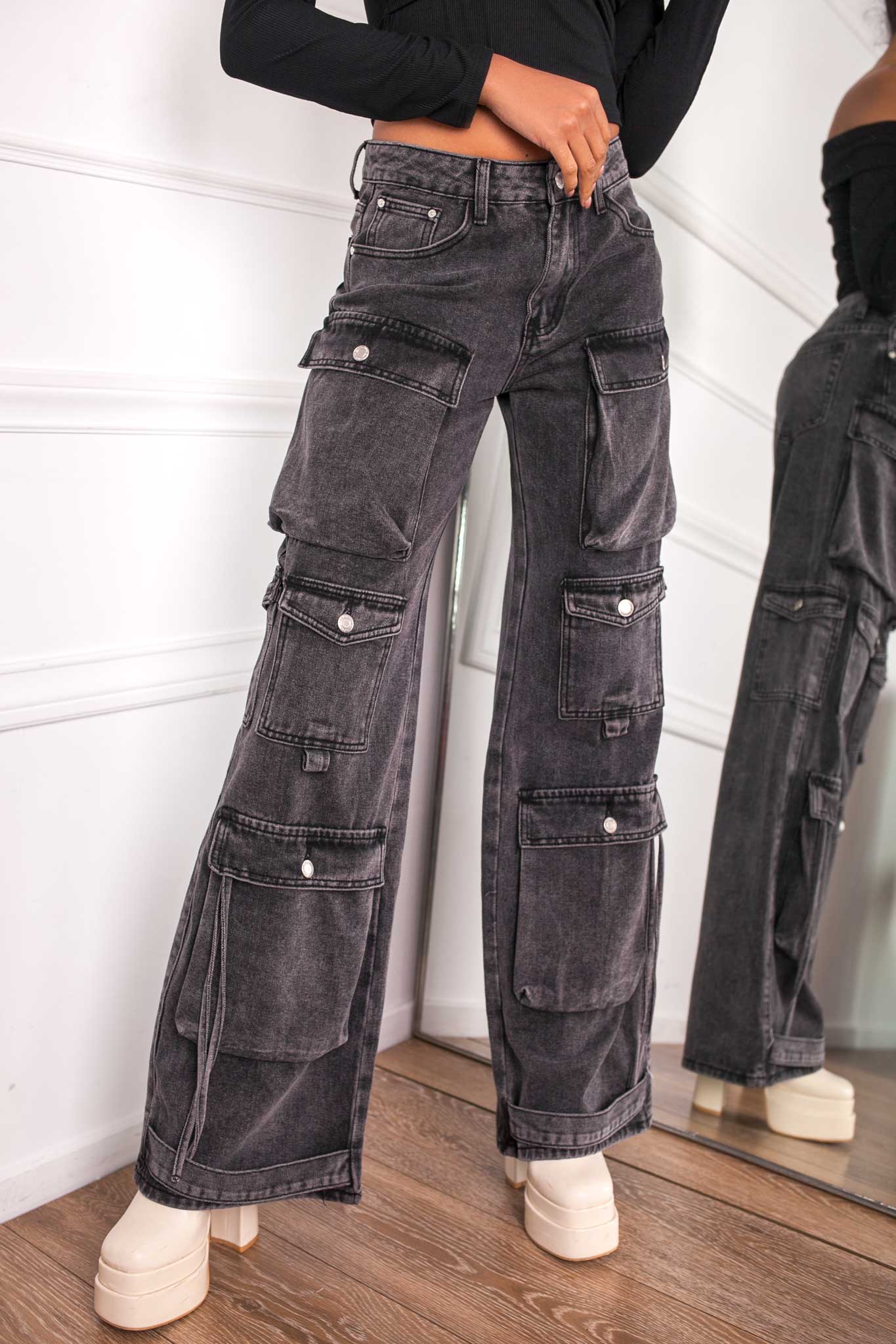 Ivory τζιν παντελόνι με τσέπες cargo μαύρο