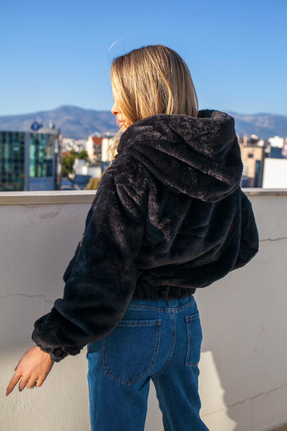 Joanna jacket από οικολογική γούνα μαύρο
