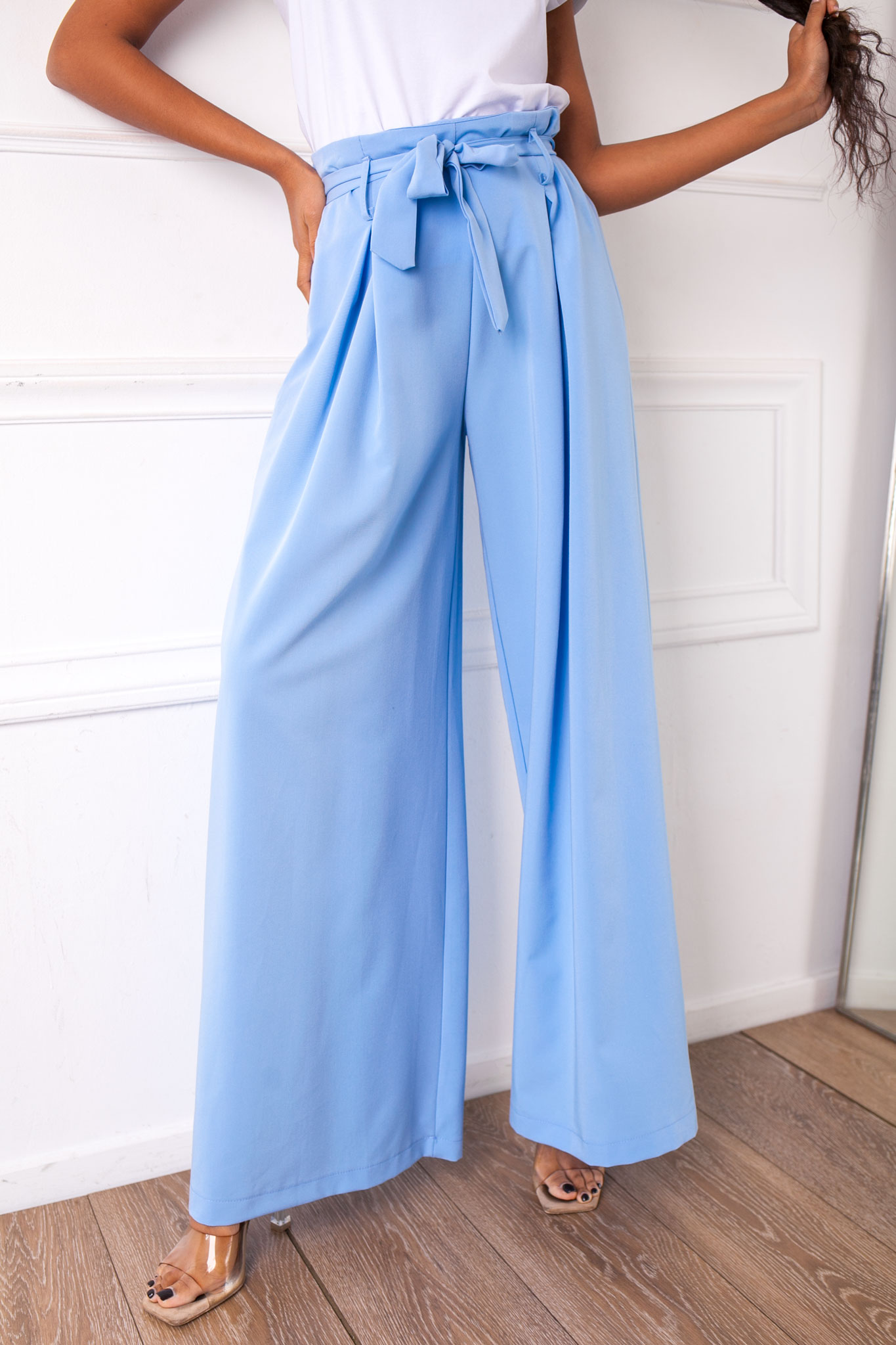SALES Illyria υφασμάτινο παντελόνι γαλάζιο