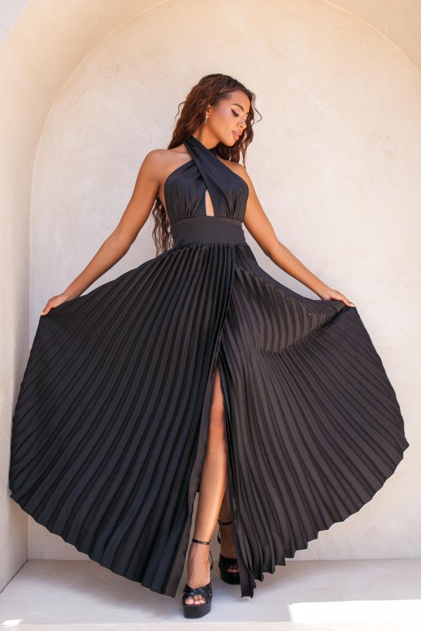 Isabella μάξι φόρεμα πλισέ με όψη σατέν μαύρο