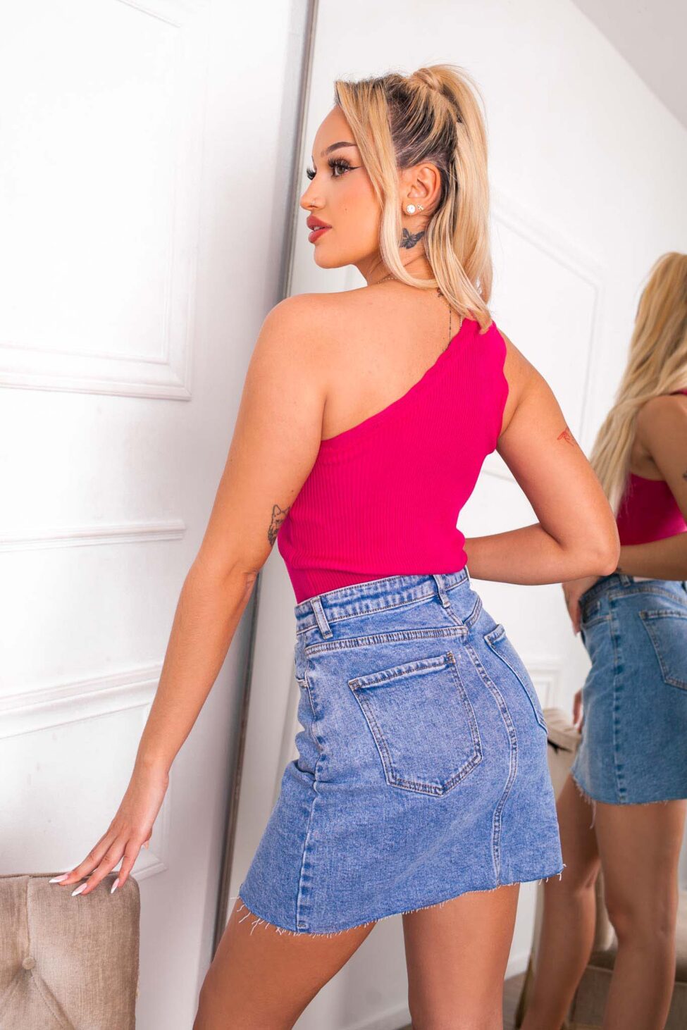 Yomi ριπ τοπ με έναν ώμο φούξια - Image 2