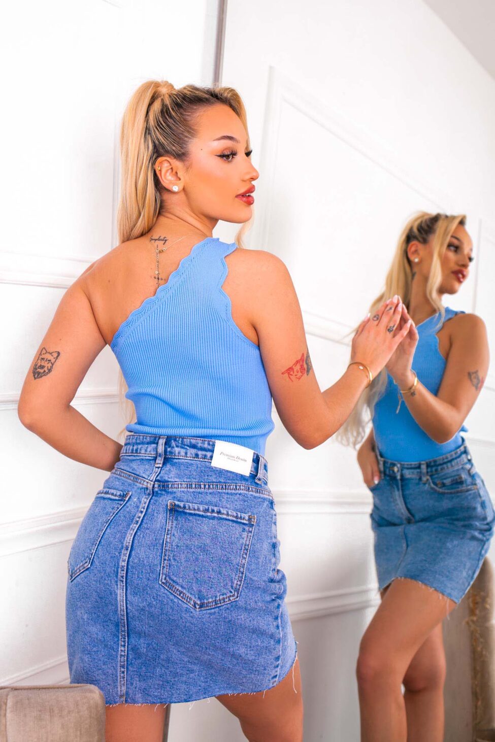 Yomi ριπ τοπ με έναν ώμο σιελ - Image 2