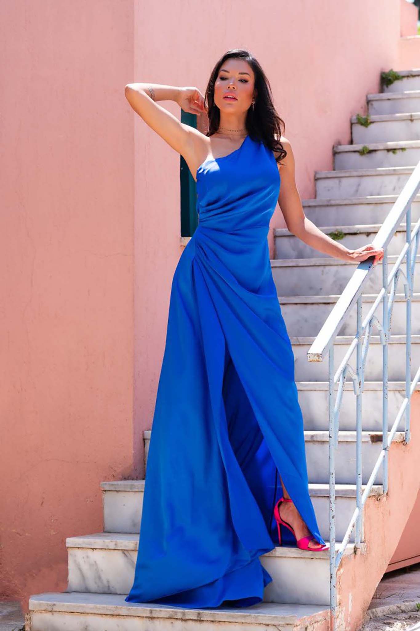 ΝΕΕΣ ΑΦΙΞΕΙΣ Zenna μακρύ φόρεμα με όψη σατέν μπλε