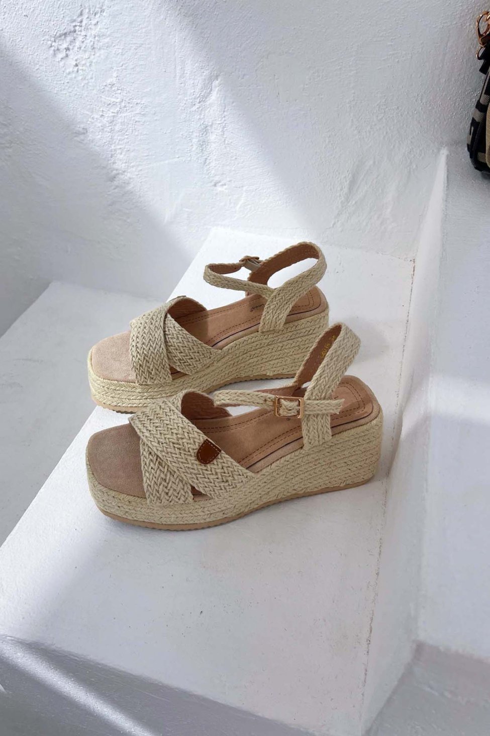 Darcie flatforms μπεζ