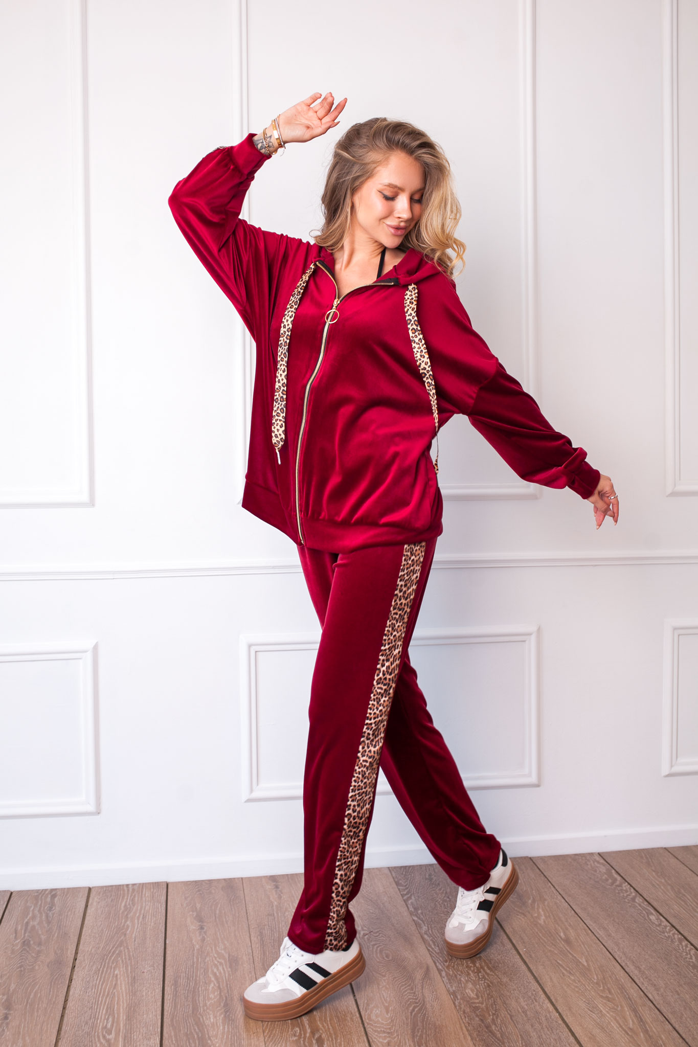 Contact σετ φόρμας ζακέτα-παντελόνι με βελούδινη υφή μπορντό Contact σετ φόρμας ζακέτα-παντελόνι με βελούδινη υφή μπορντό - Image 1