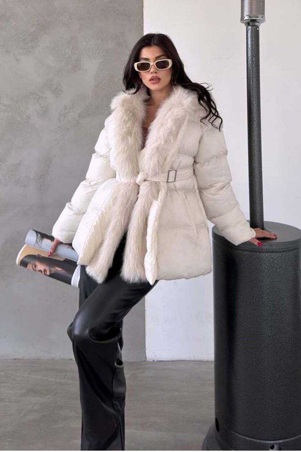 Gumby καπιτονέ μπουφάν με οικολογική γούνα εκρού - Image 3