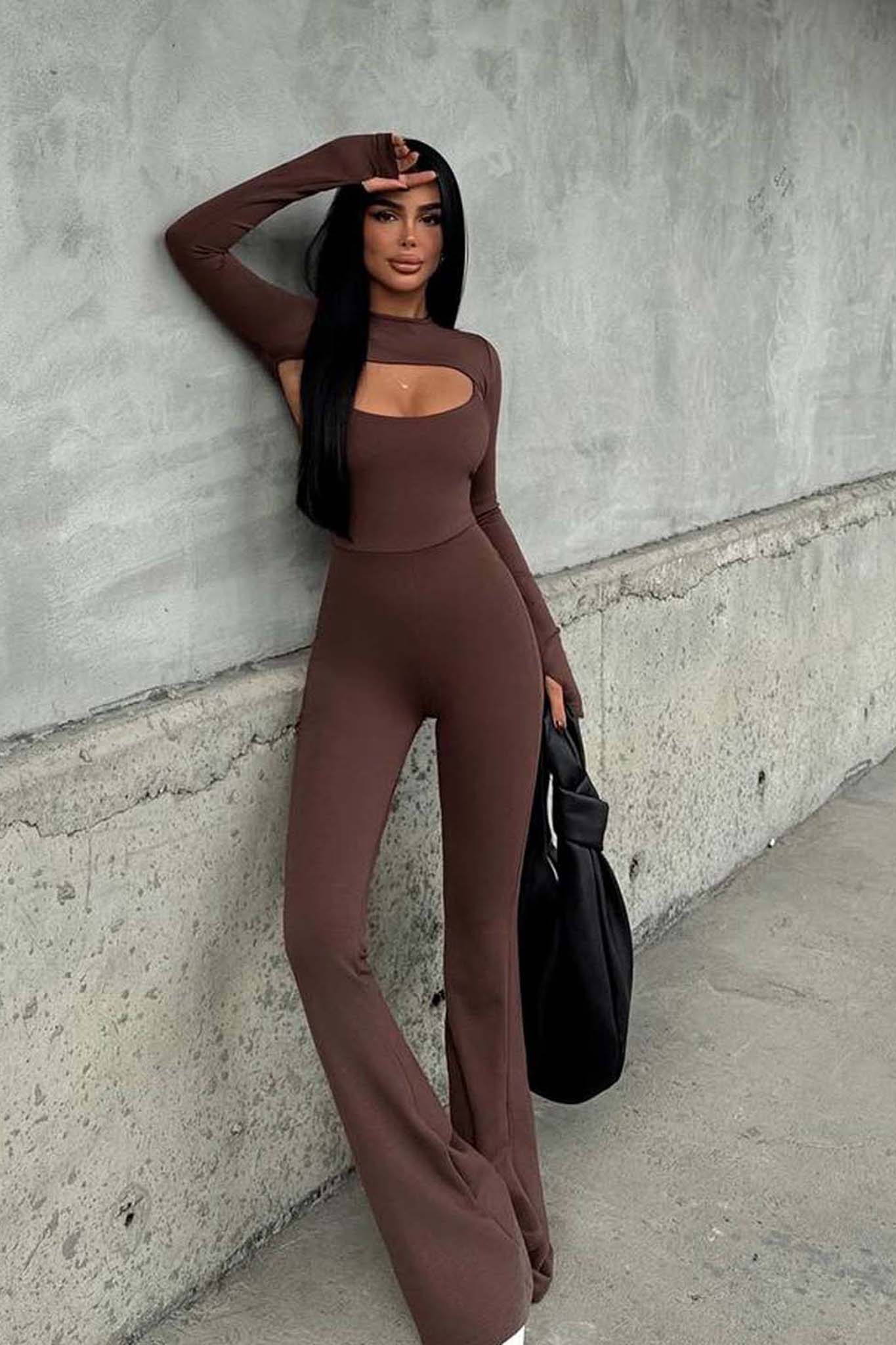 Julio ολόσωμη φόρμα εφαρμοστή καμπάνα με τιραντάκια και μπολερό μανίκια καφέ Julio ολόσωμη φόρμα εφαρμοστή καμπάνα με τιραντάκια και μπολερό μανίκια καφέ - Image 1