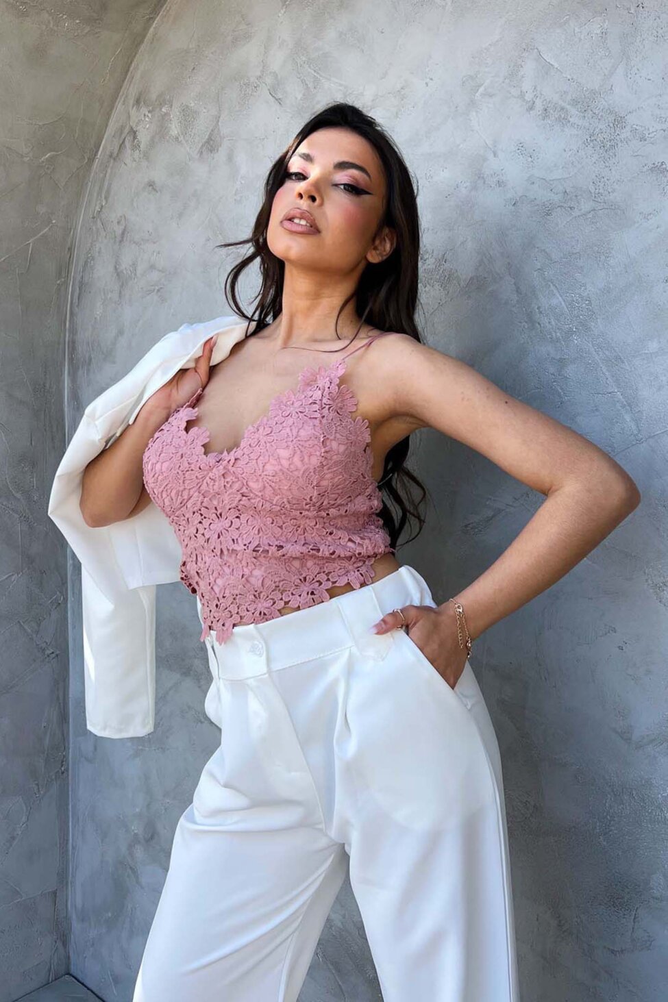 Tension crop top δαντέλα σομόν