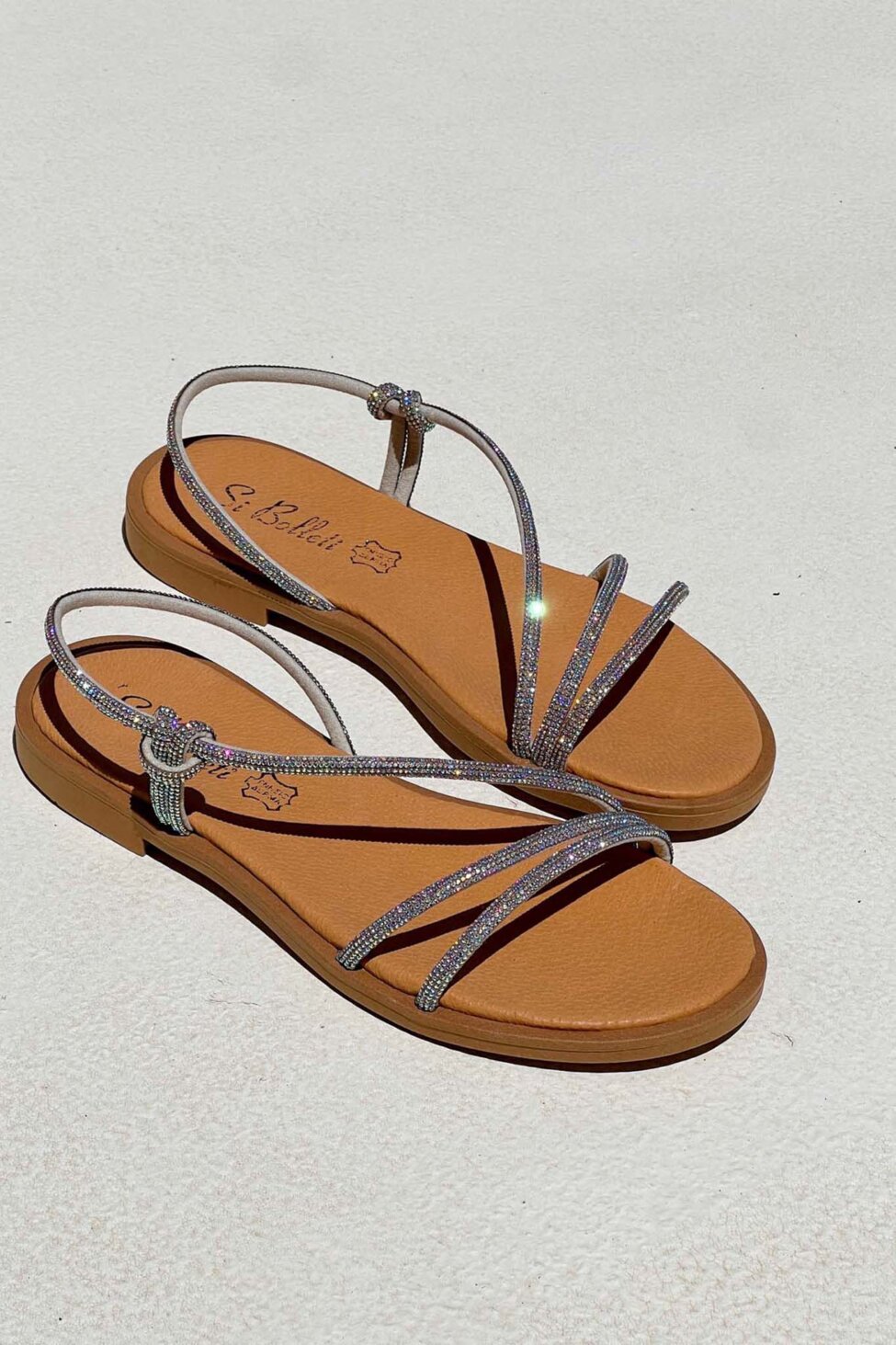 Halki flat σανδάλια με strass δερμάτινα ασημί