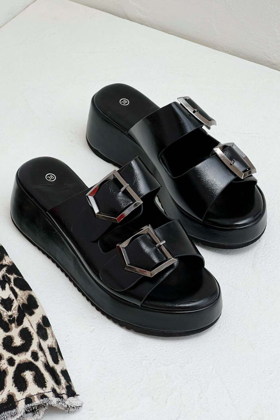 Jenga flatforms με αγκράφες μαύρο
