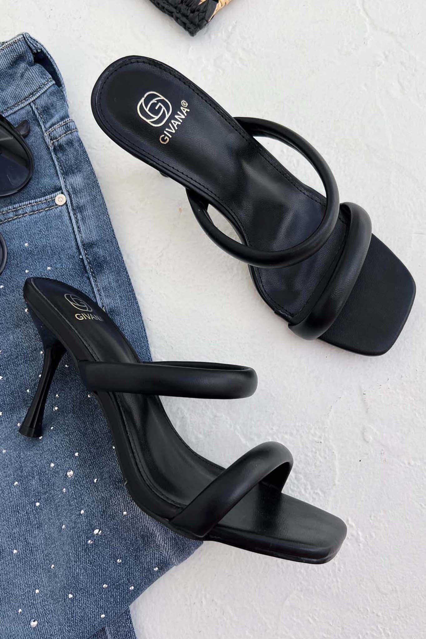 ΝΕΕΣ ΑΦΙΞΕΙΣ Kaori mules με λουράκια από οικολογικό δέρμα μαύρο