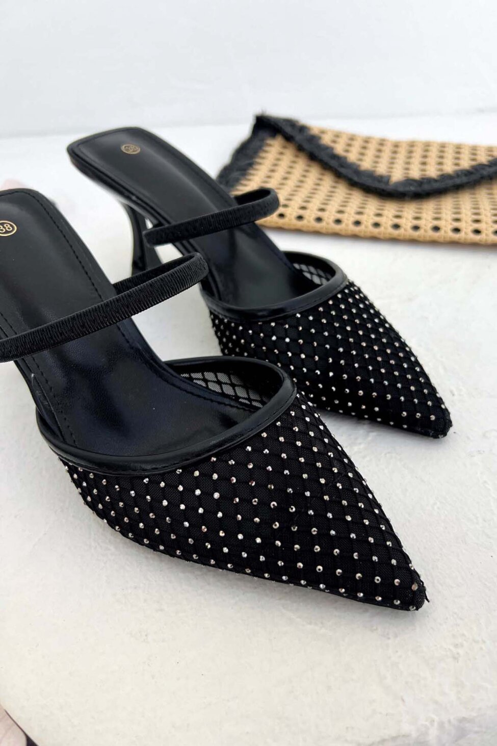 Primmie mules με διάτρητο σχέδιο και strass μαύρο