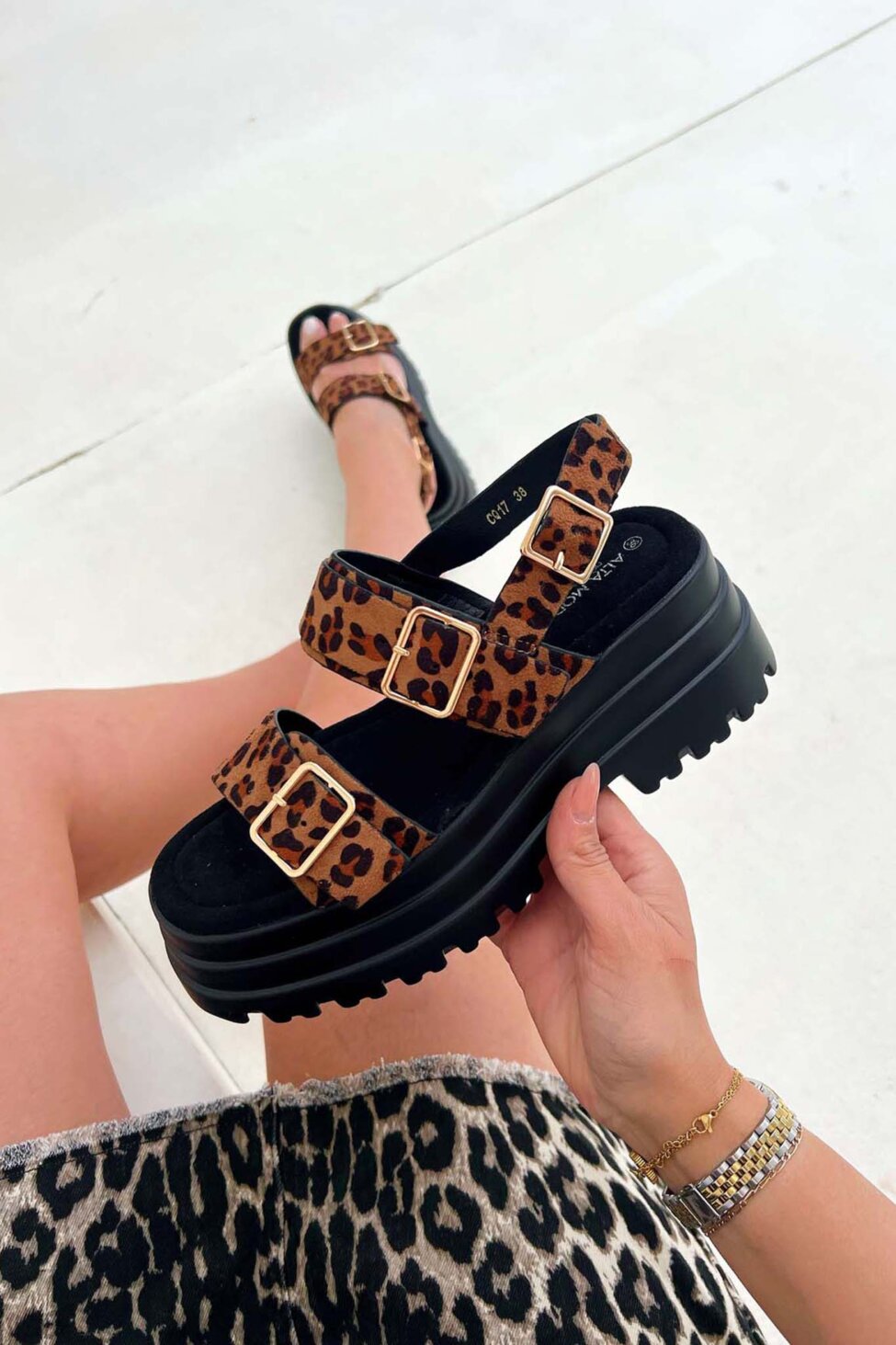 Ribbon σανδάλια flatform με λουράκια λεοπάρ