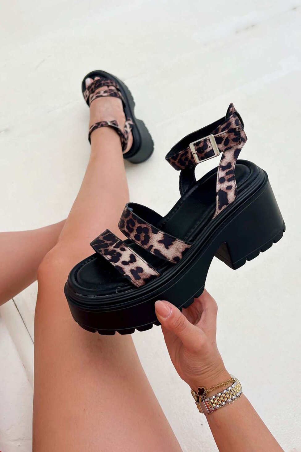 Ririda σανδάλια flatform με λουράκια λεοπάρ