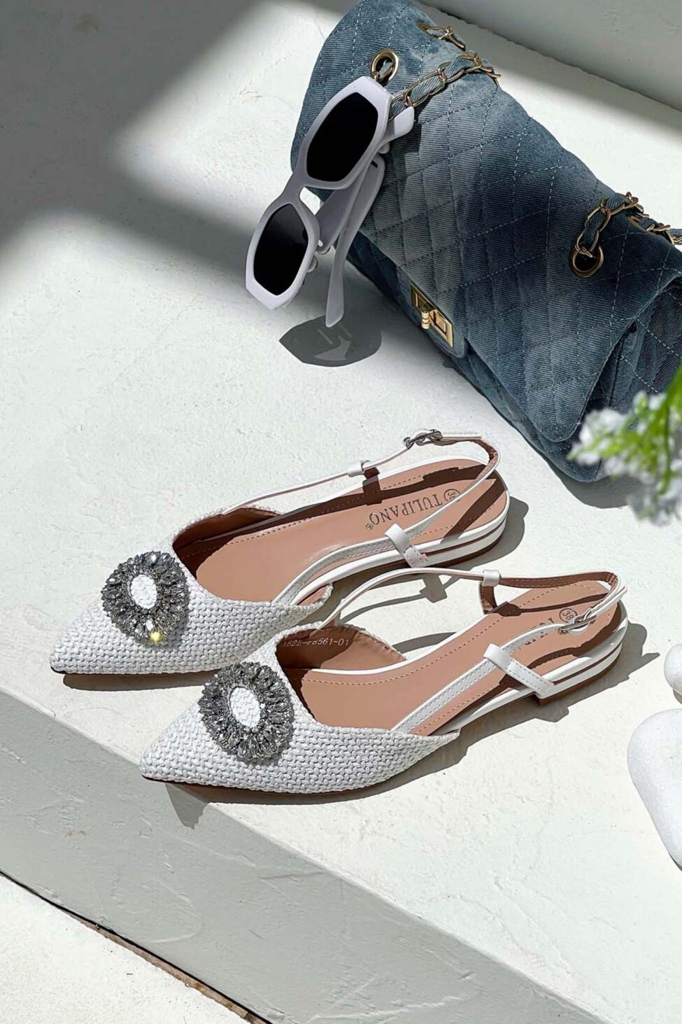 Rishi slingback γόβα με ψάθα και πέτρες λευκό