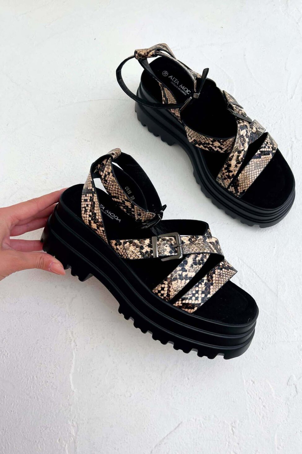 Zerrin σανδάλια flatform με λουράκια snake