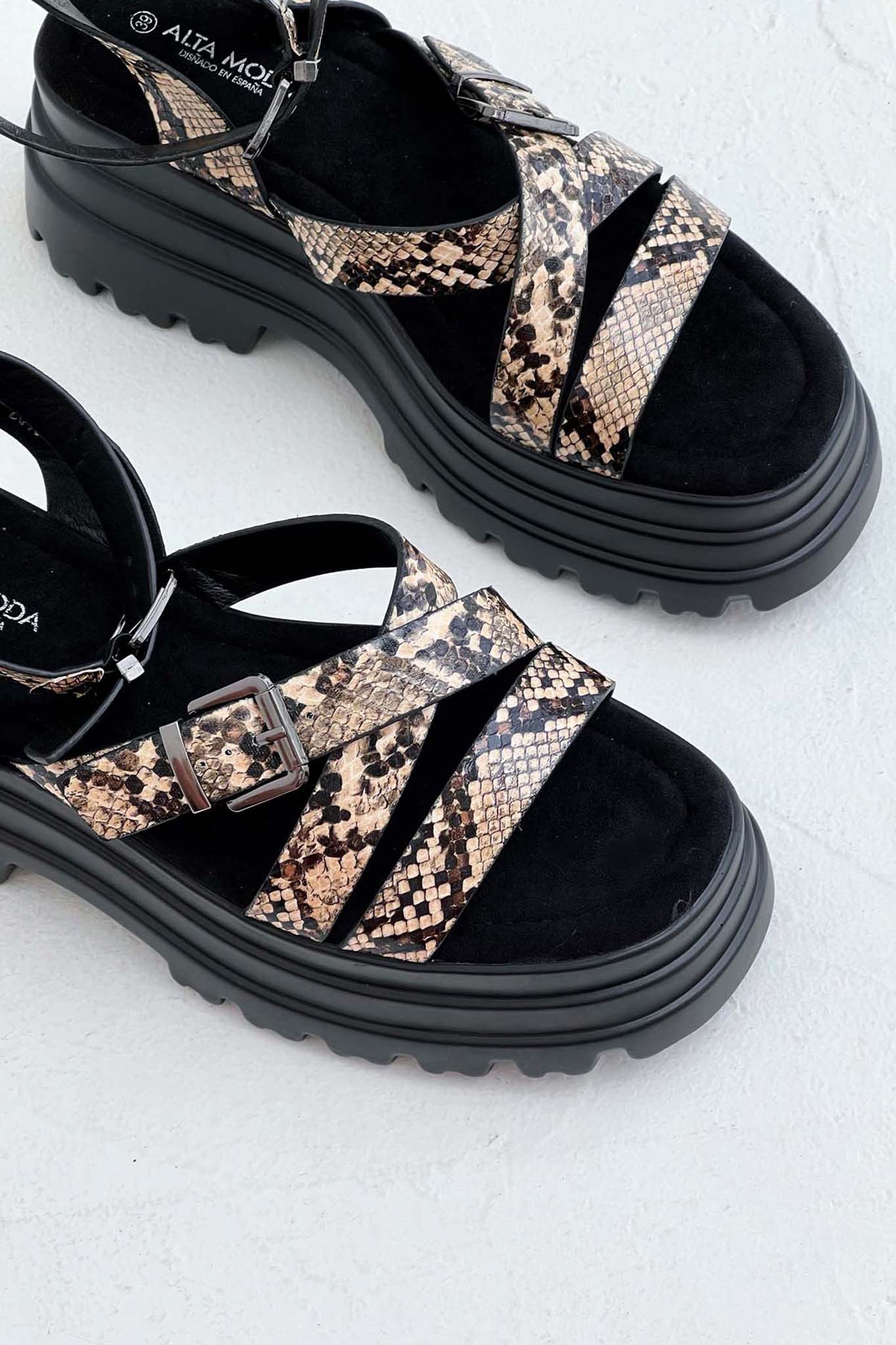 ΝΕΕΣ ΑΦΙΞΕΙΣ Zerrin σανδάλια flatform με λουράκια snake