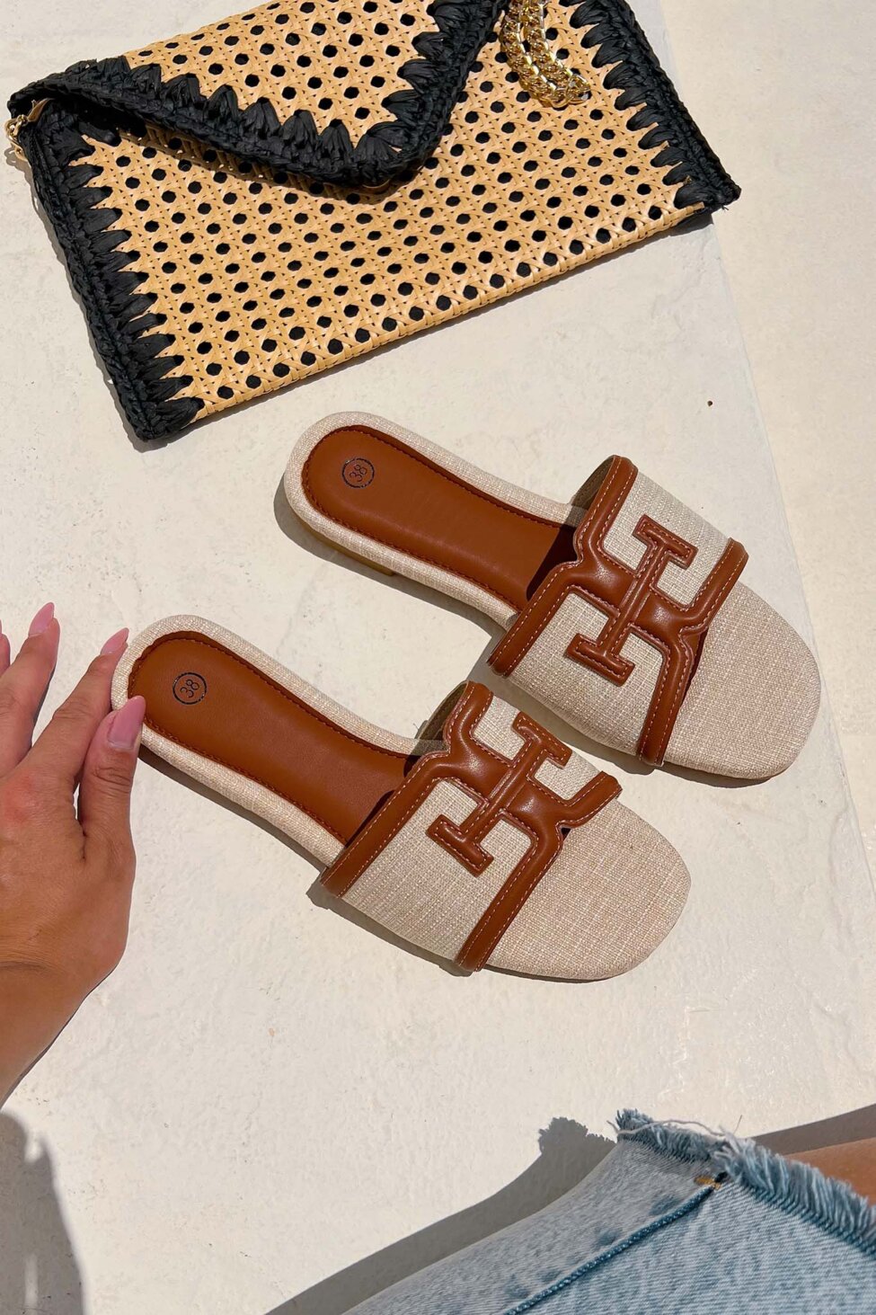 Alma flat σανδάλια κάμελ