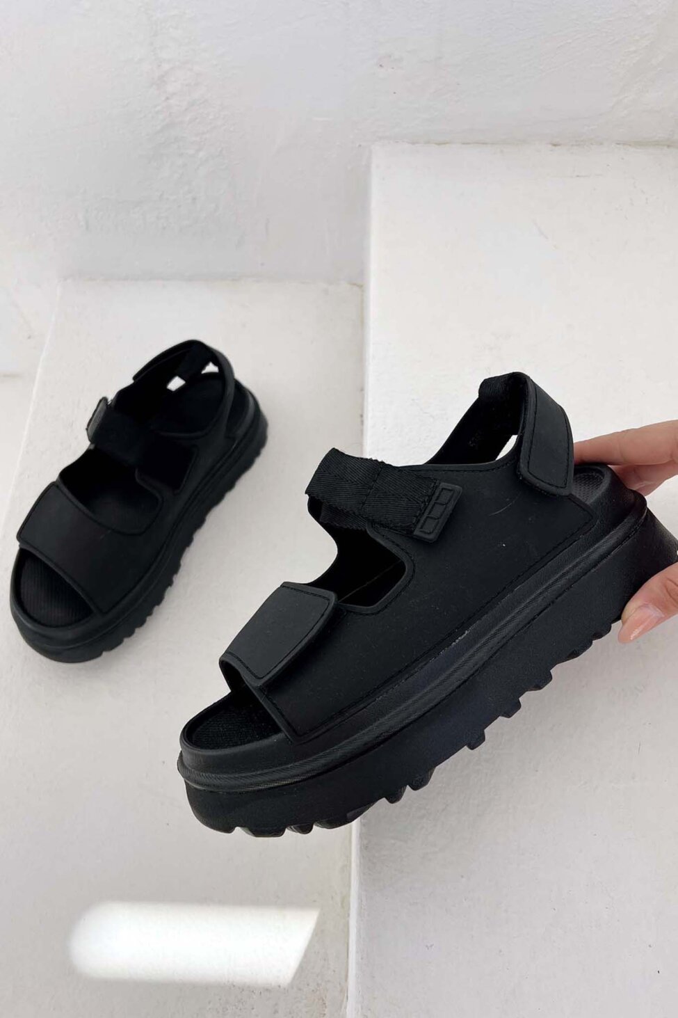 Galvan flatforms δερμάτινα με σκρατς μαύρο