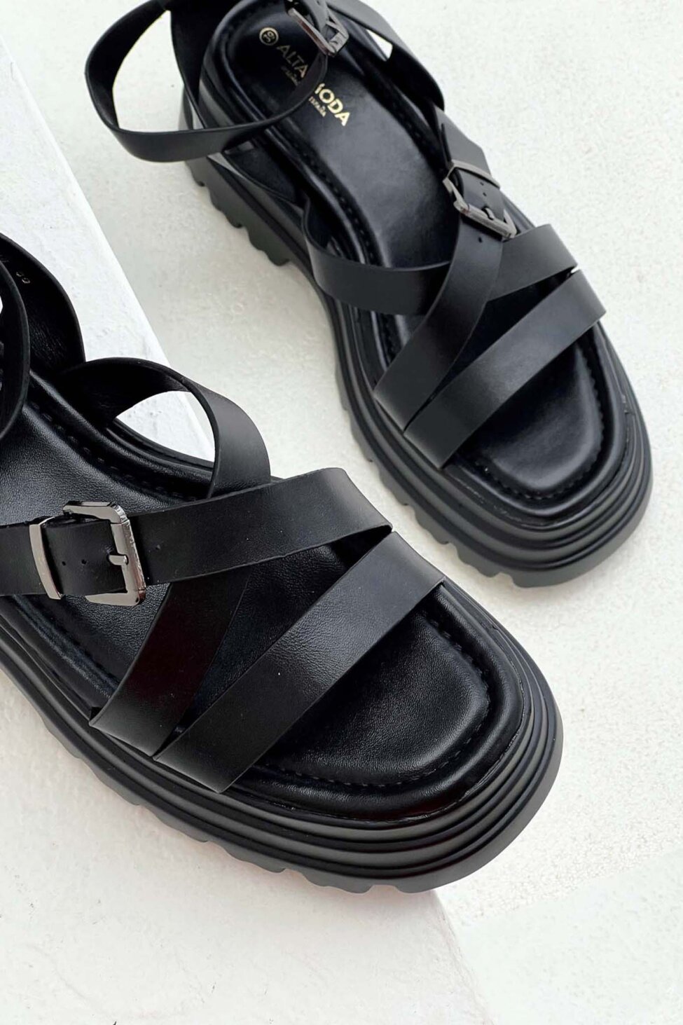 Garrison σανδάλια flatforms από οικολογικό δέρμα μαύρο