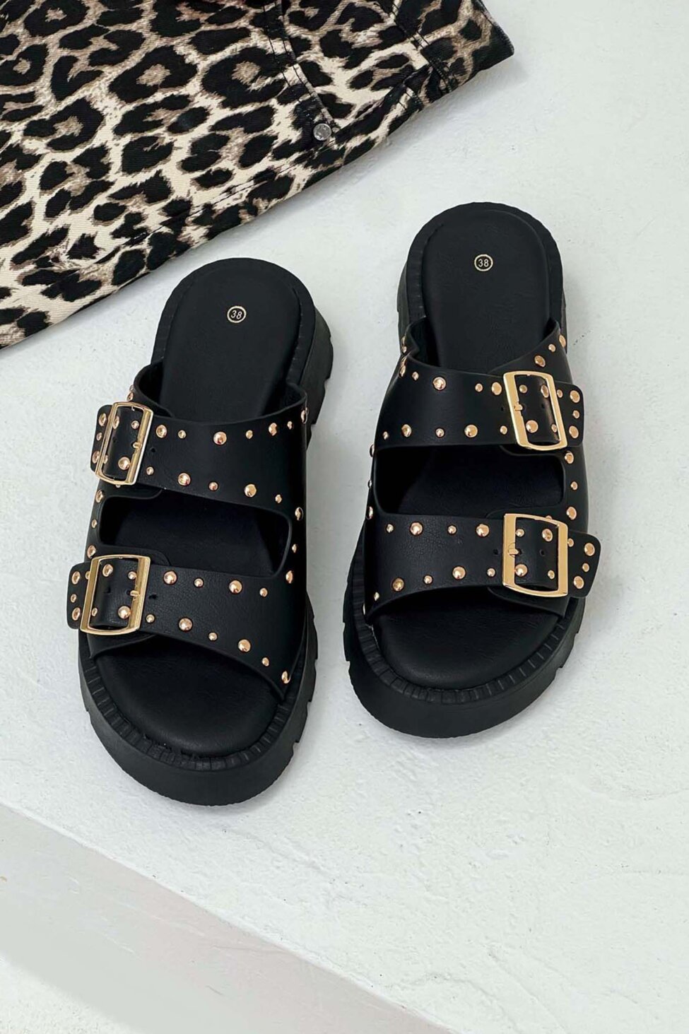 Konga flatforms με αγκράφες μαύρο