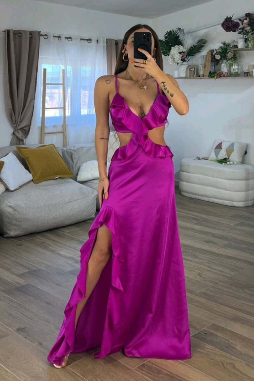 Lisa φόρεμα μακύ cut out με όψη σατέν magenta