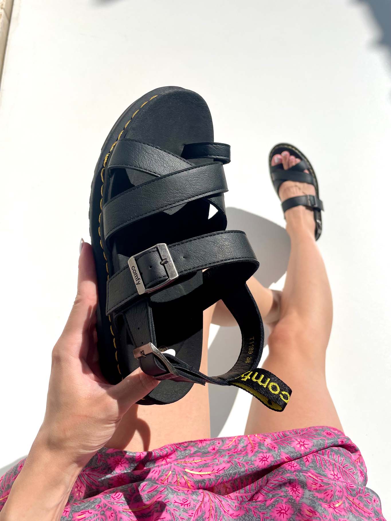 Ravaya flatform μαύρο
