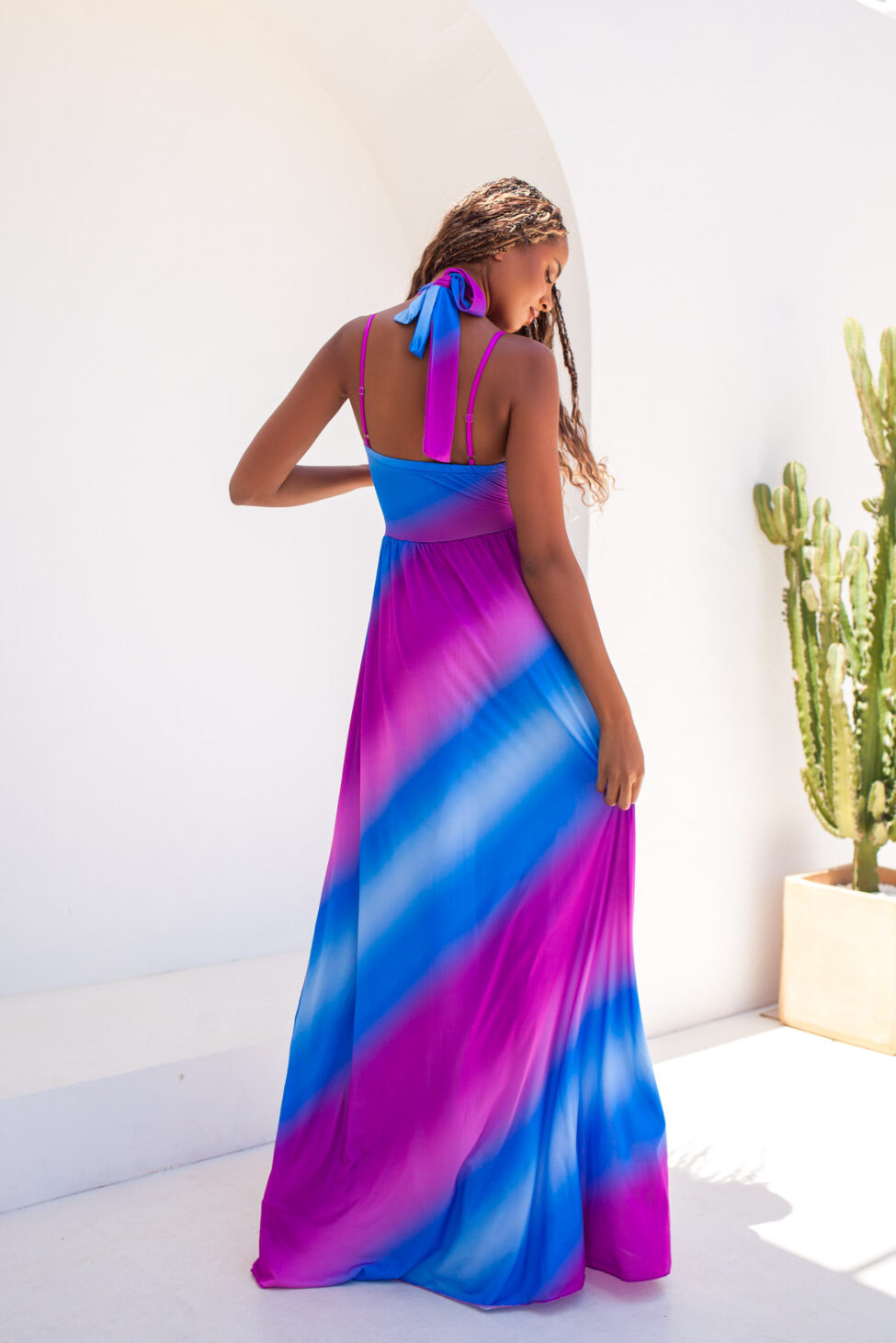 Narissa μακρύ φόρεμα cut out εμπριμέ σιελ - Image 3