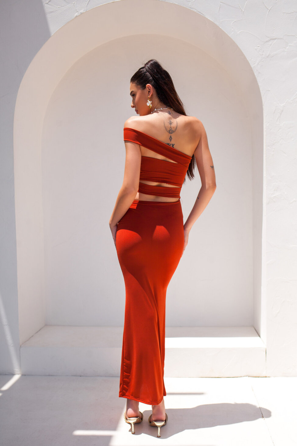 Sazi μακρύ φόρεμα cut out ελαστικό εκάι