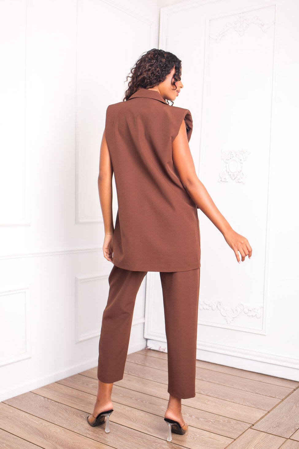 Infect σετ γιλέκο-παντελόνι καφέ - Image 3