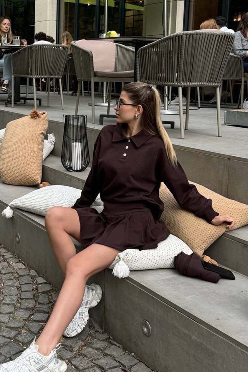 Kyvessa σετ φούστα τοπ καφέ - Image 6