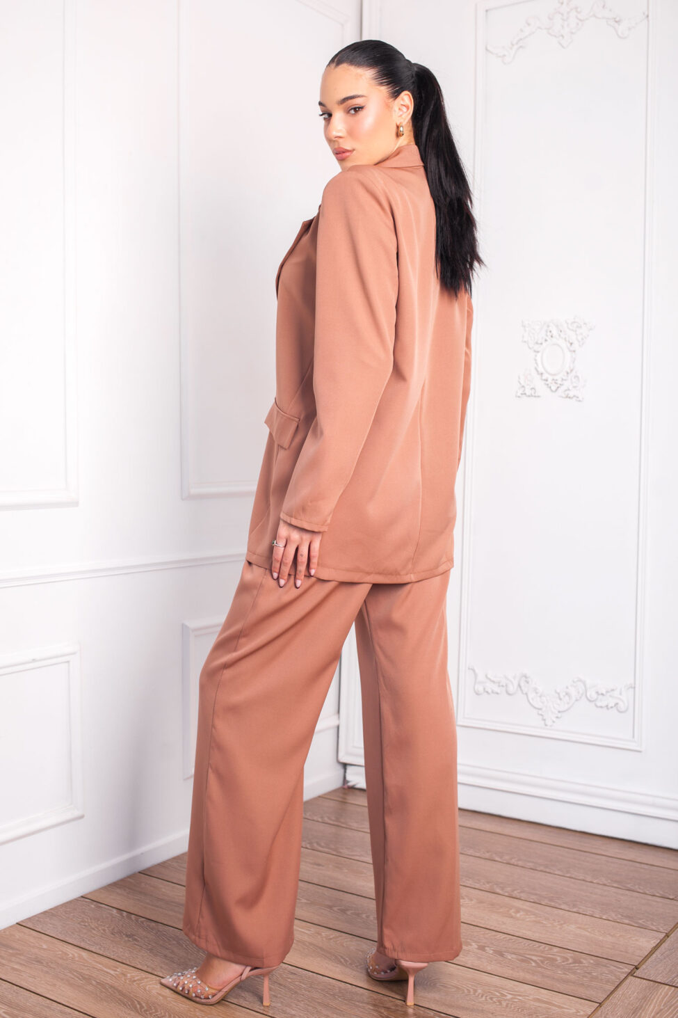 Lilium σετ σακάκι παντελόνι κάμελ - Image 2