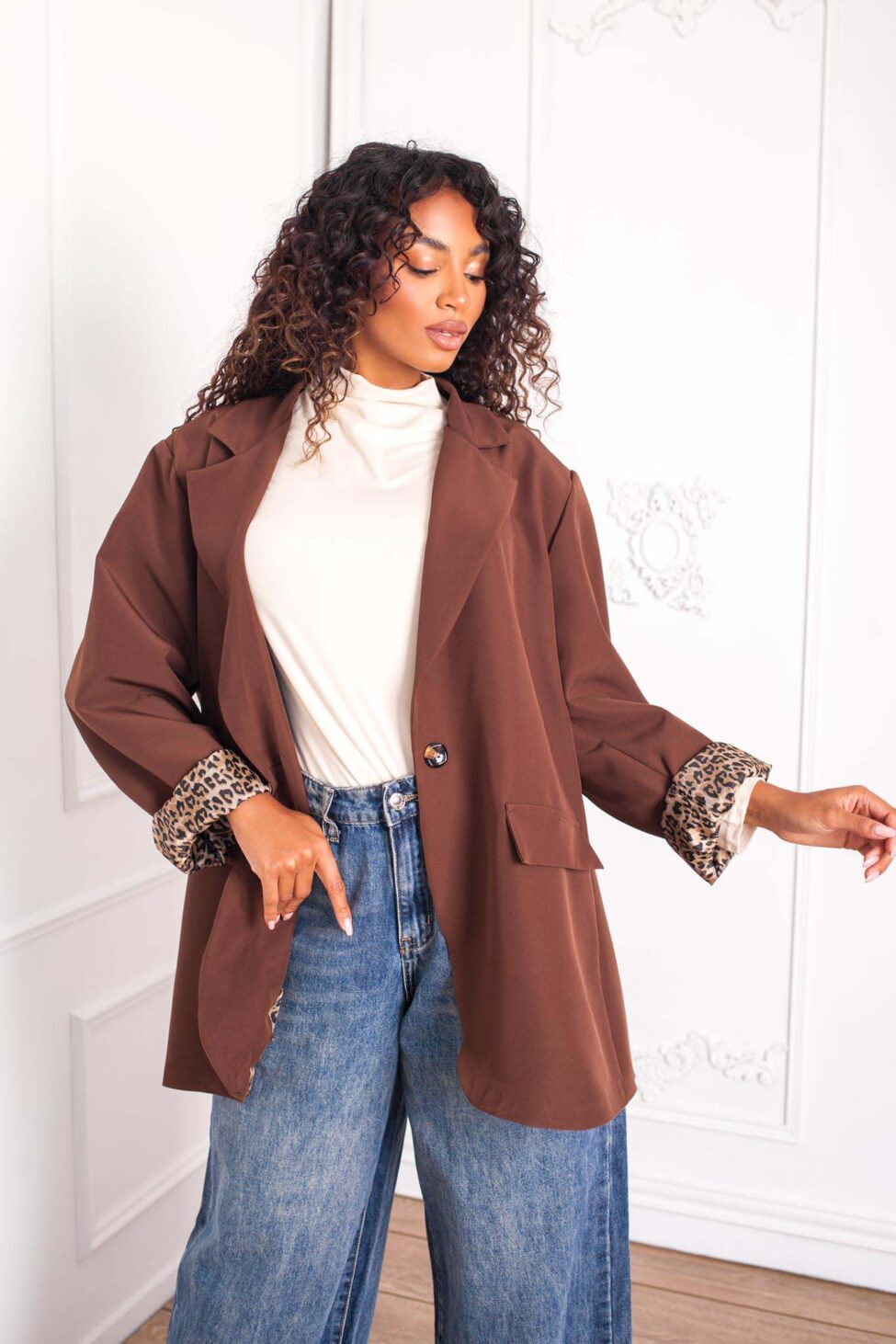 Seloura Oversized σακάκι καφέ - Image 2