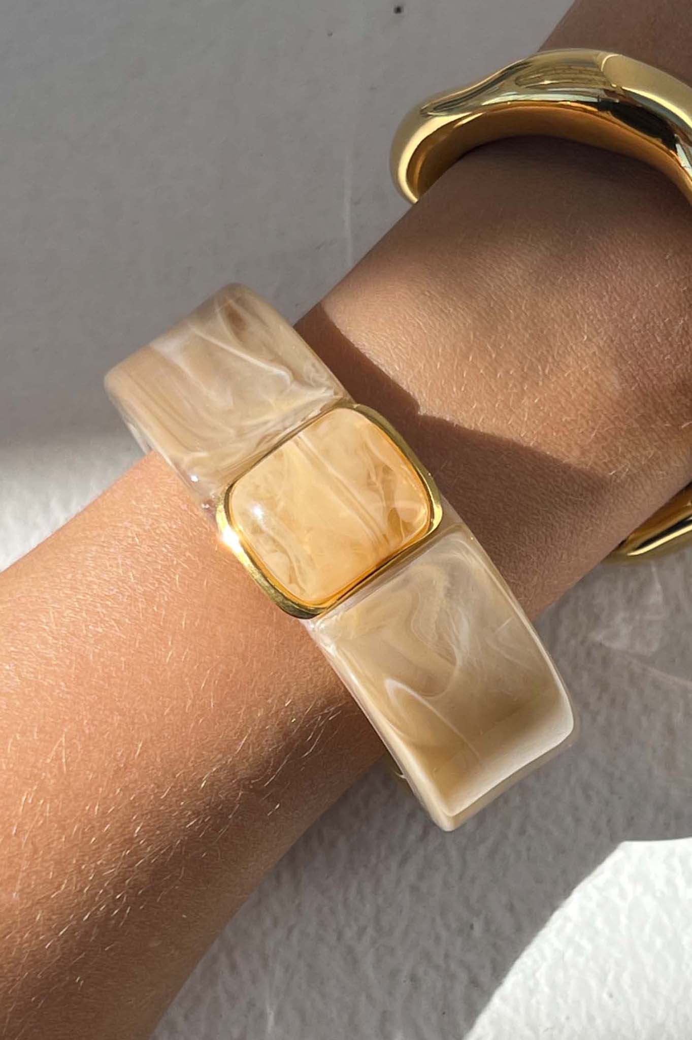 Arlene βραχιόλι μπεζ Arlene βραχιόλι μπεζ - Image 1