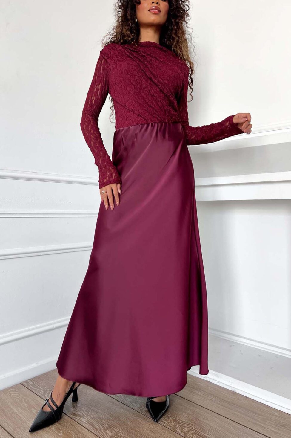 Cherish σατέν φούστα μπορντό - Image 2