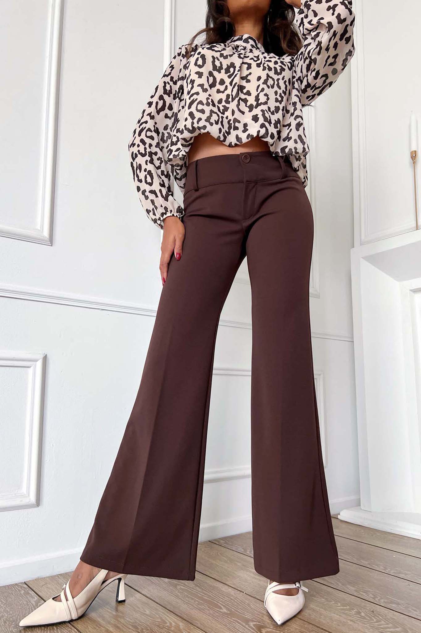 Edita υφασμάτινο παντελόνι καφέ Edita υφασμάτινο παντελόνι καφέ - Image 1