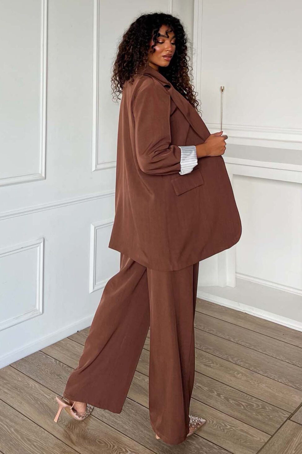 Iryna Σετ σακάκι-παντελόνι καφέ - Image 2
