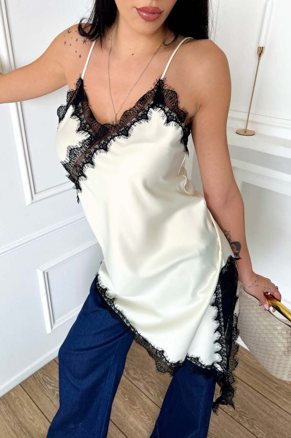 Monkey μπλούζα με δαντέλα εκρού - Image 2