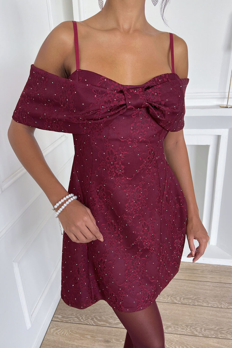 Santa Mini Φόρεμα Με Φιόγκο μπορντό - Image 2