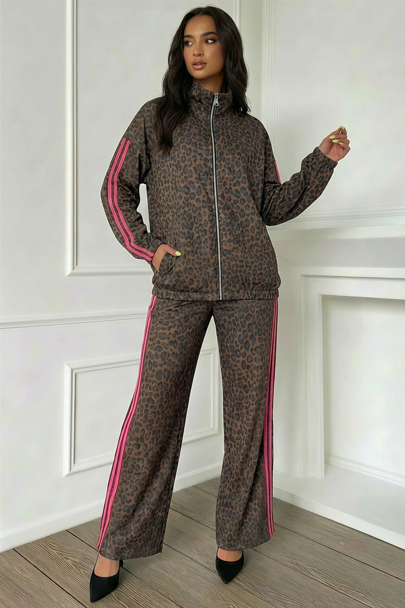 Aquila σετ τζάκετ – παντελόνι καφέ με ρίγα Aquila σετ τζάκετ - παντελόνι καφέ με ρίγα - Image 1