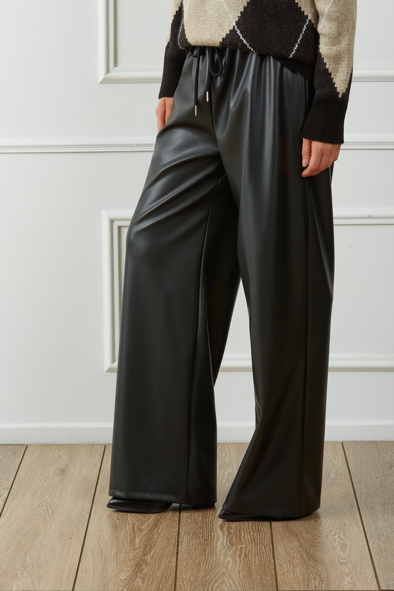 Paloma παντελόνα από οικολογικό δέρμα μαύρο Paloma παντελόνα από οικολογικό δέρμα μαύρο - Image 1