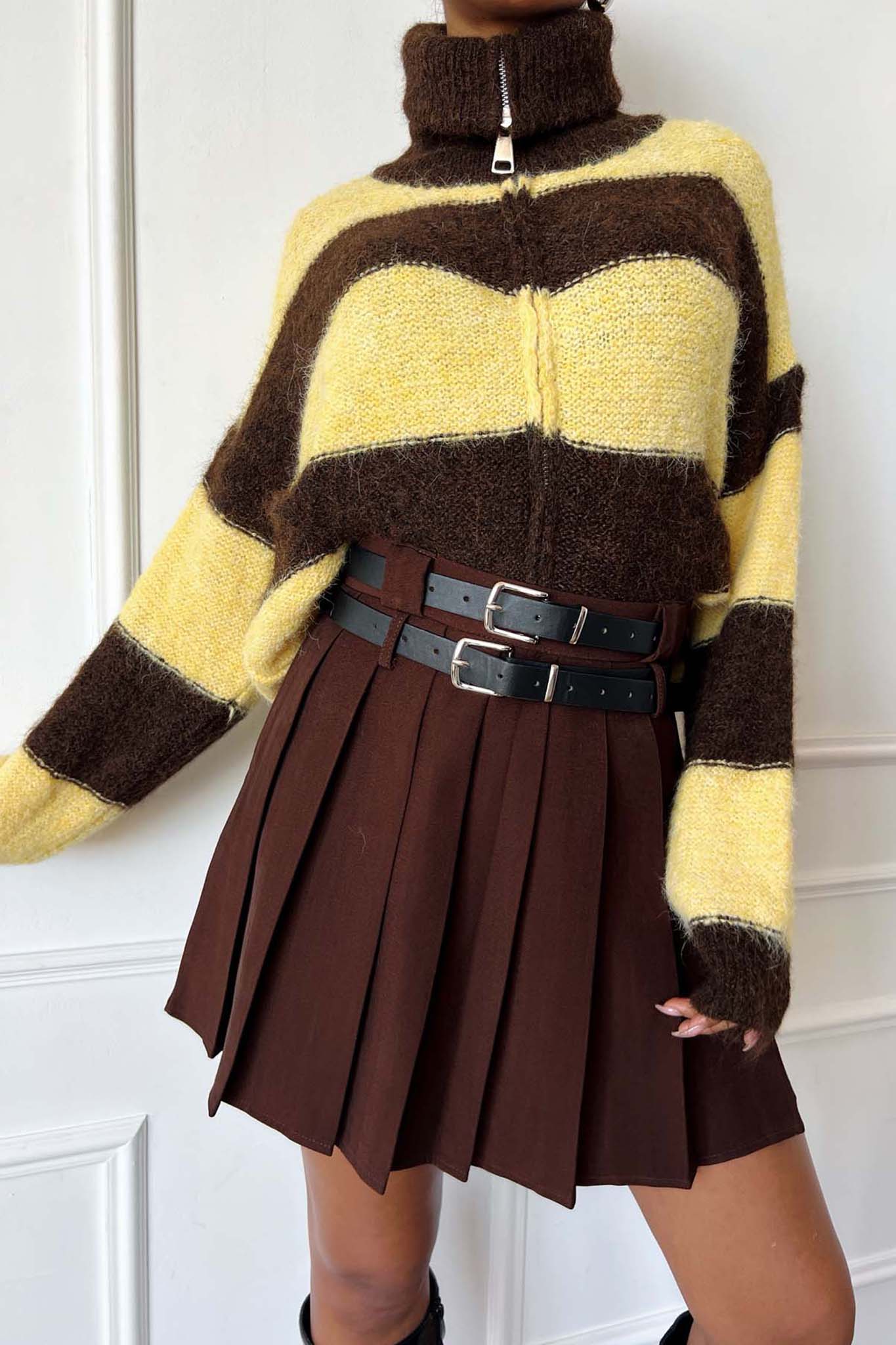 Flores φούστα-σόρτς με πιέτες και ζωνάκια καφέ - Image 1