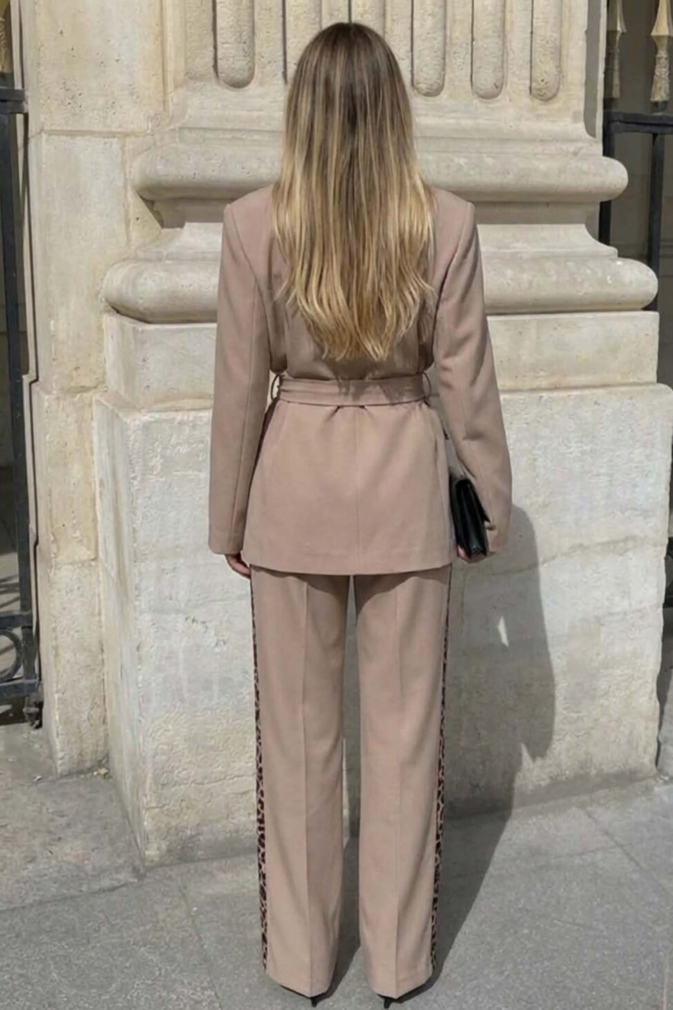 Instict σετ σακάκι και παντελόνι μπεζ - Image 2