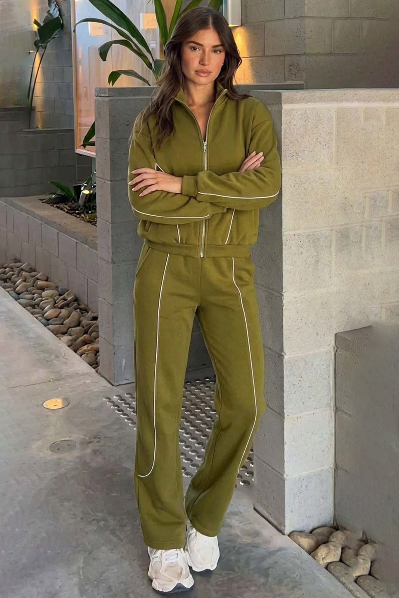 Maybell σετ ζακέτα παντελόνι λαχανί Maybell σετ ζακέτα παντελόνι λαχανί - Image 1