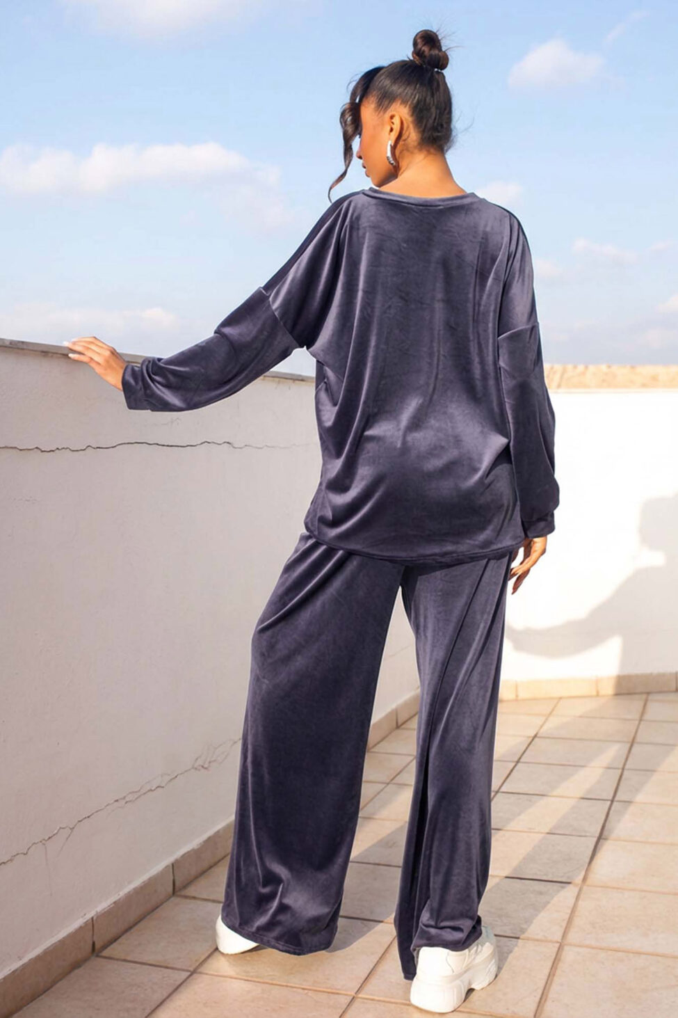 Vessaro σετ μπλούζα-παντελόνι με βελούδινη υφή γκρι σκούρο - Image 2