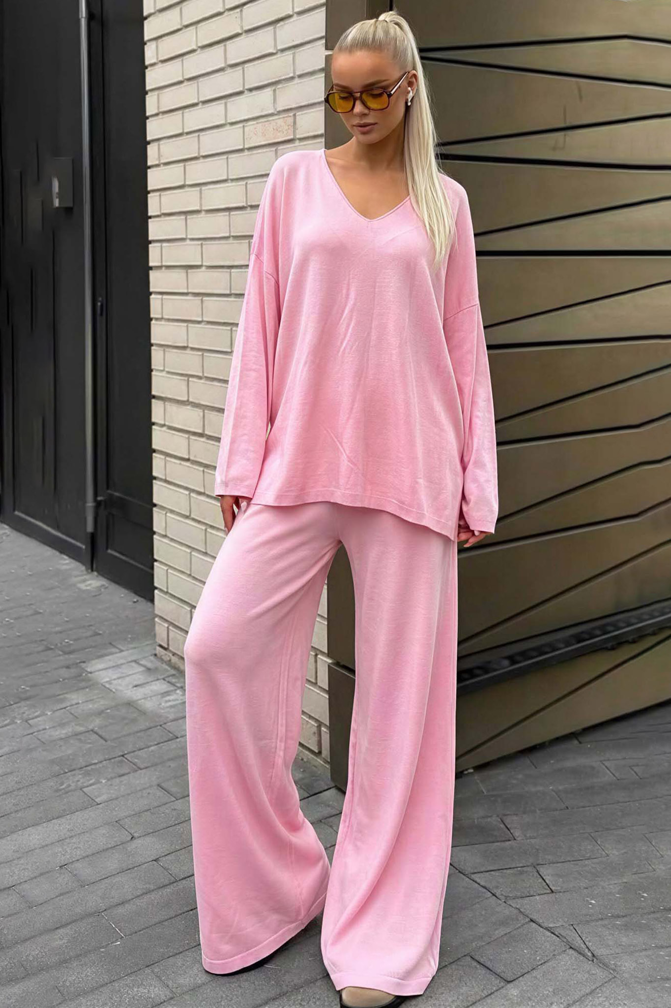 Achieve σετ πλεκτό με οversized μπλούζα και παντελόνα ροζ Achieve σετ πλεκτό με οversized μπλούζα και παντελόνα ροζ - Image 1