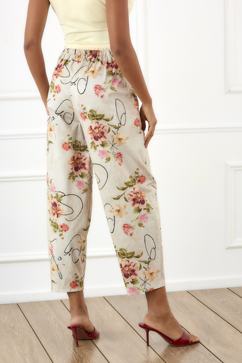 Anora παντελόνι φλοράλ εκρού - Image 2